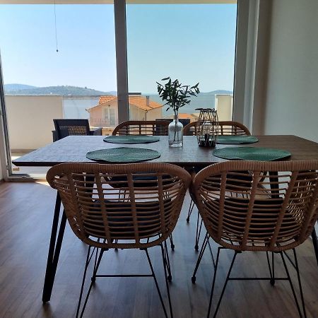 Sea View Apartment Рогозниця Екстер'єр фото