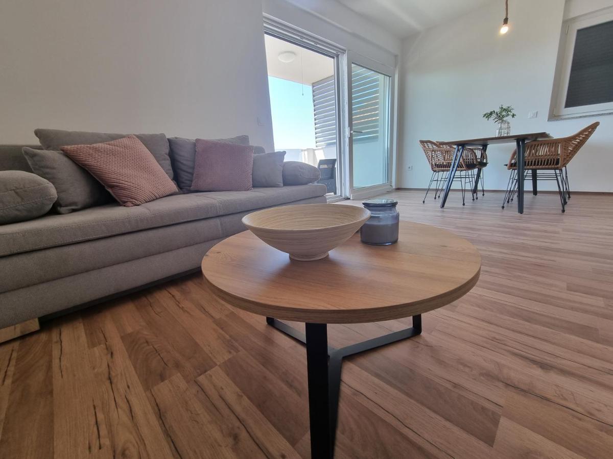Sea View Apartment Рогозниця Екстер'єр фото
